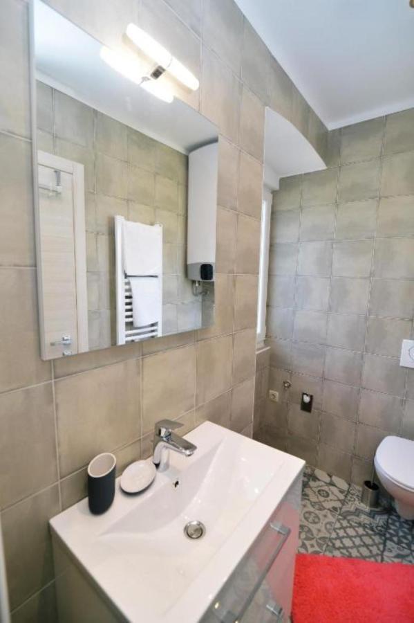 Apartments Knezgrad ลอฟราน ภายนอก รูปภาพ